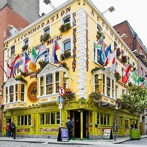oliver-st-john-gogartys-hostel.dublin-hotelsweb.com/