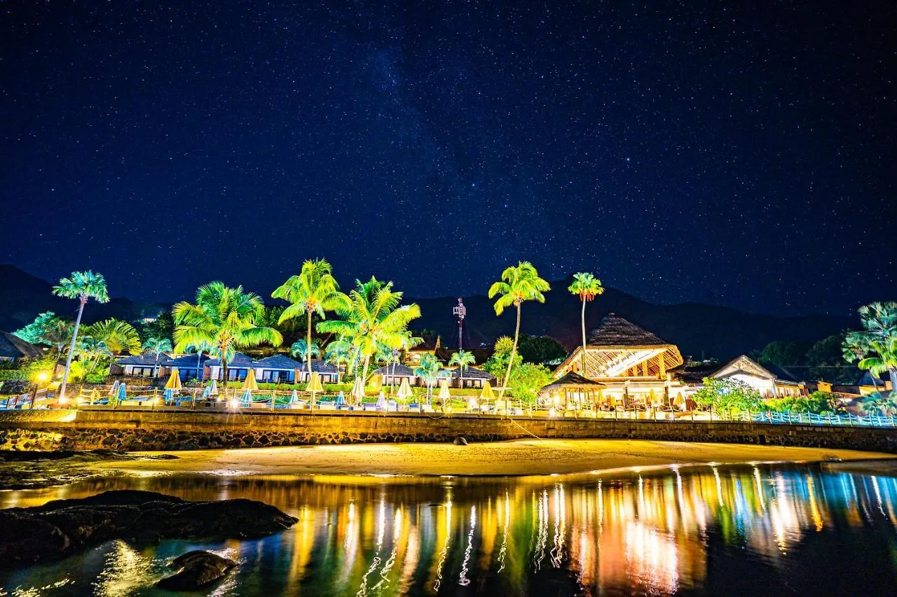 Fisherman'S Cove Resort Beau Vallon