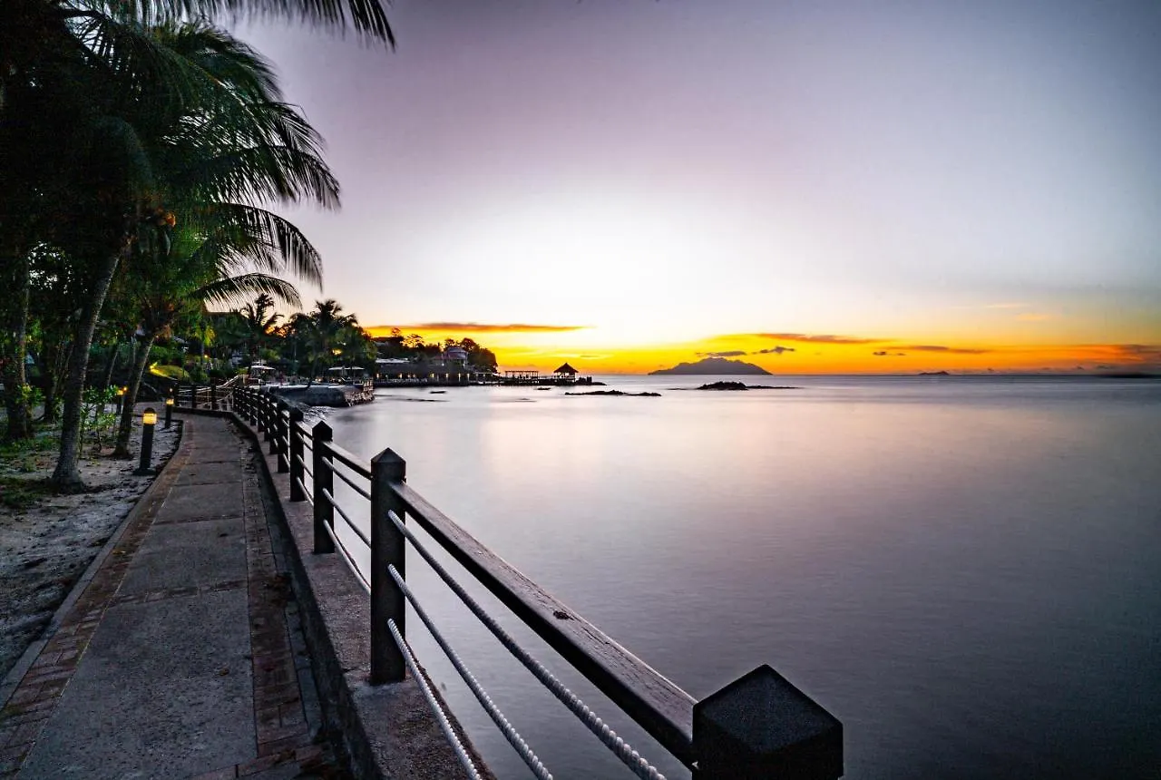 Fisherman'S Cove Resort Beau Vallon