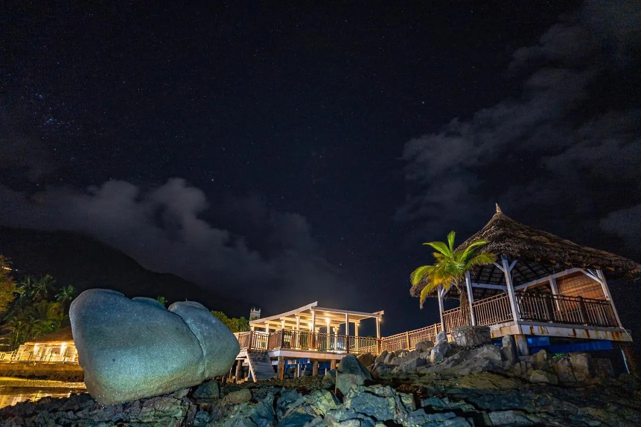 Fisherman'S Cove Resort Beau Vallon