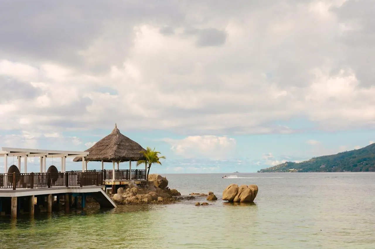 Fisherman'S Cove Resort Beau Vallon